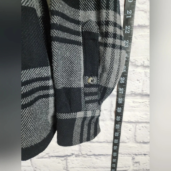 Orvis M Heavy Flannel Shirt Jacket Fleece Lined Cuffs Buffalo Plaid Shacket - Picture 7 of 14